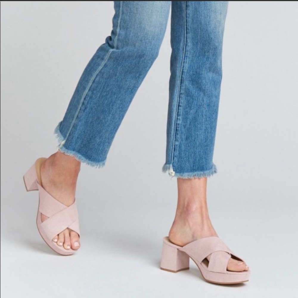 Chinese Laundry Pink Suede Sandals